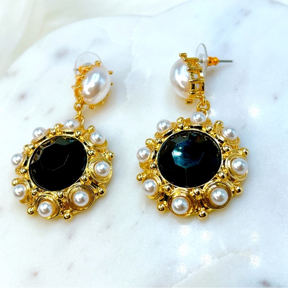 louis xiv jewelry Jewelry - Gold and Black Pearl Statement Earrings